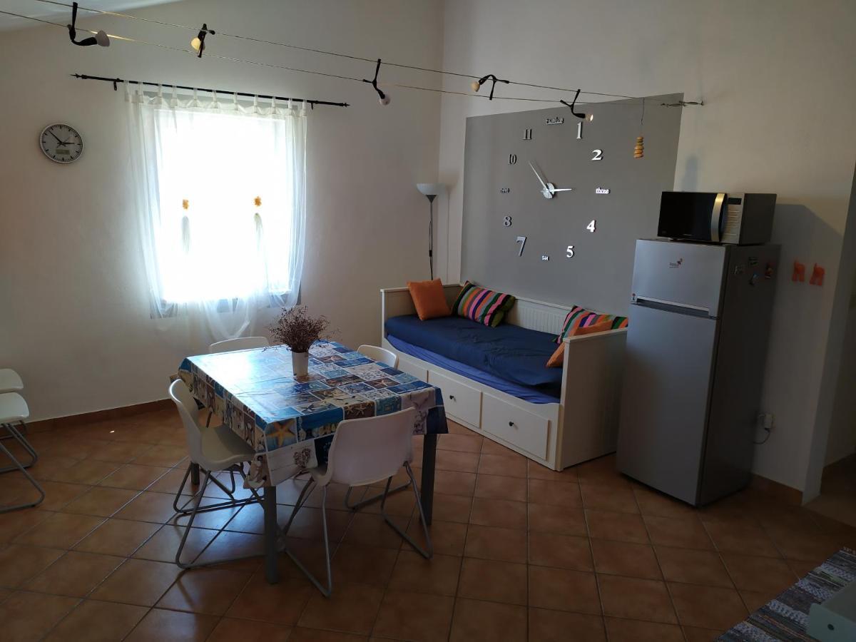 נזרין Sunny Blue Apartament מראה חיצוני תמונה