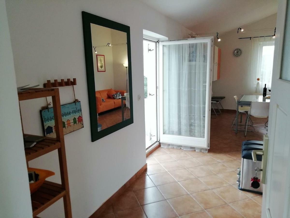 נזרין Sunny Blue Apartament מראה חיצוני תמונה